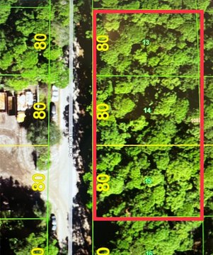 Three-Parcel Commercial Land