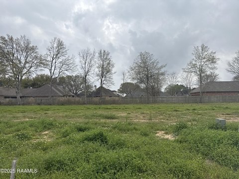 Residential Land in Broussard, LA