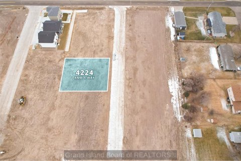 LAND - Grand Island, NE