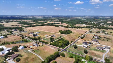 Land, Howe, TX