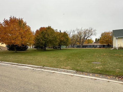 Residential Land in Hendricks, MN