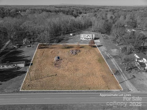 Level Lot Near Downtown