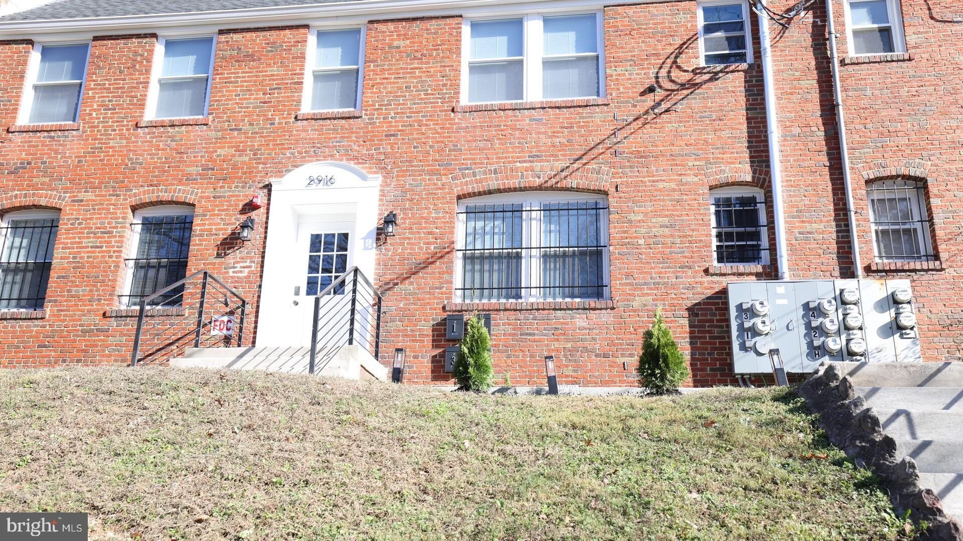 Renovated Multifamily Property in Washington