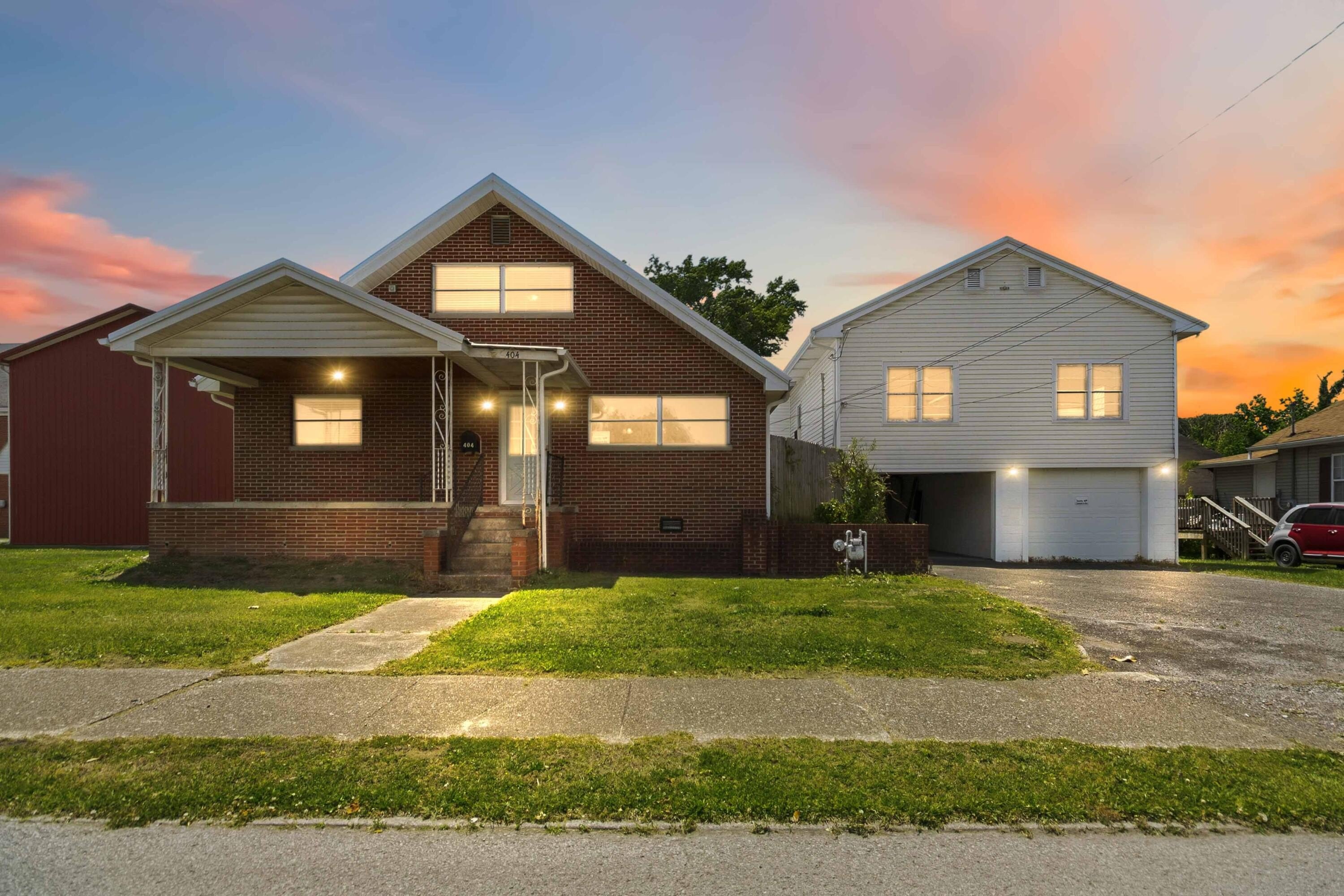 Versatile Mixed-Use Property in Corbin