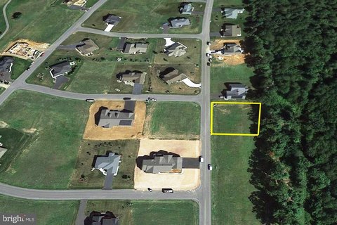 LAND - FAYETTEVILLE, PA