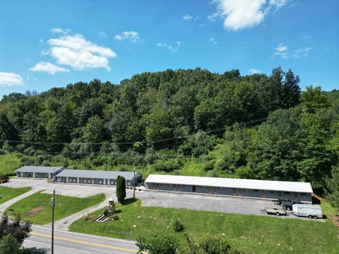 Motel Property with Mixed Lodging