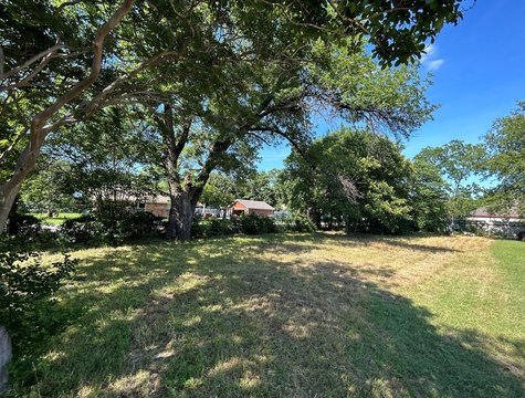 Land, Dallas, TX