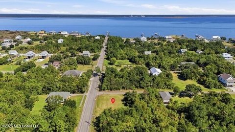 Land, Bay Saint Louis, MS