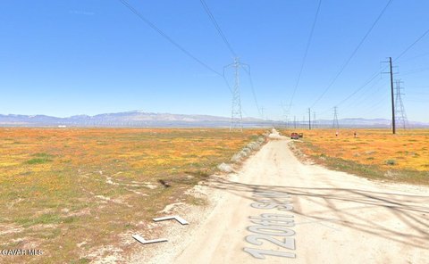 LAND - Lancaster, CA