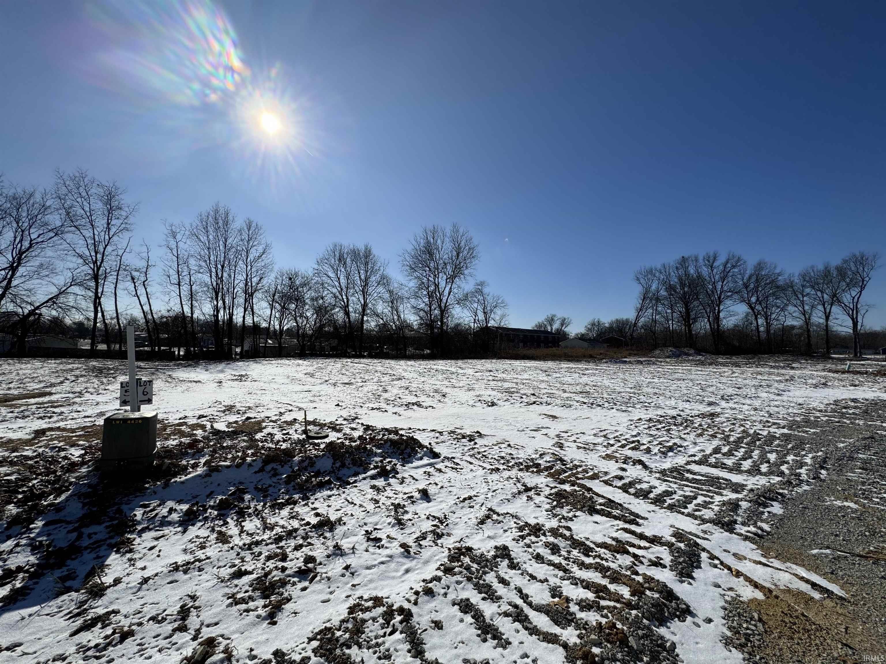 Residential Land in Mitchell, IN