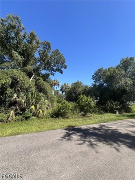 Land, Port Charlotte, FL