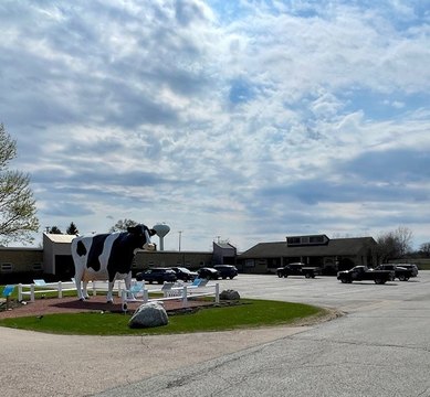 Renovated Office Suite in Grayslake