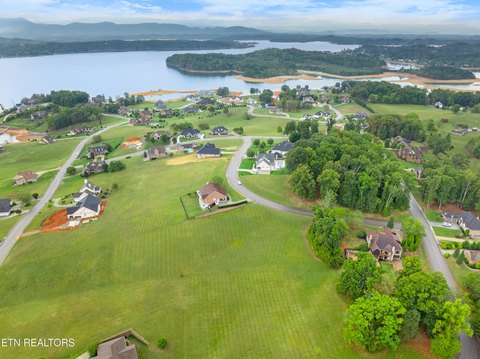 Land in Majestic Bay, TN