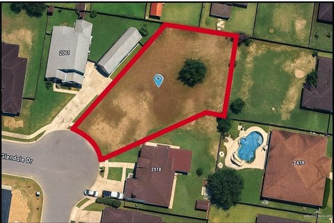 Residential Land in Established Neighborhood