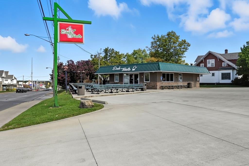 Thriving Business in Prime Location