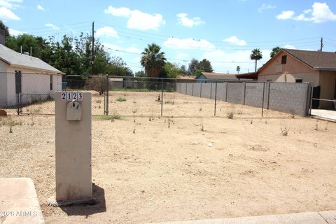 LAND - Phoenix, AZ