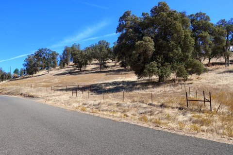 Land, Mariposa, CA