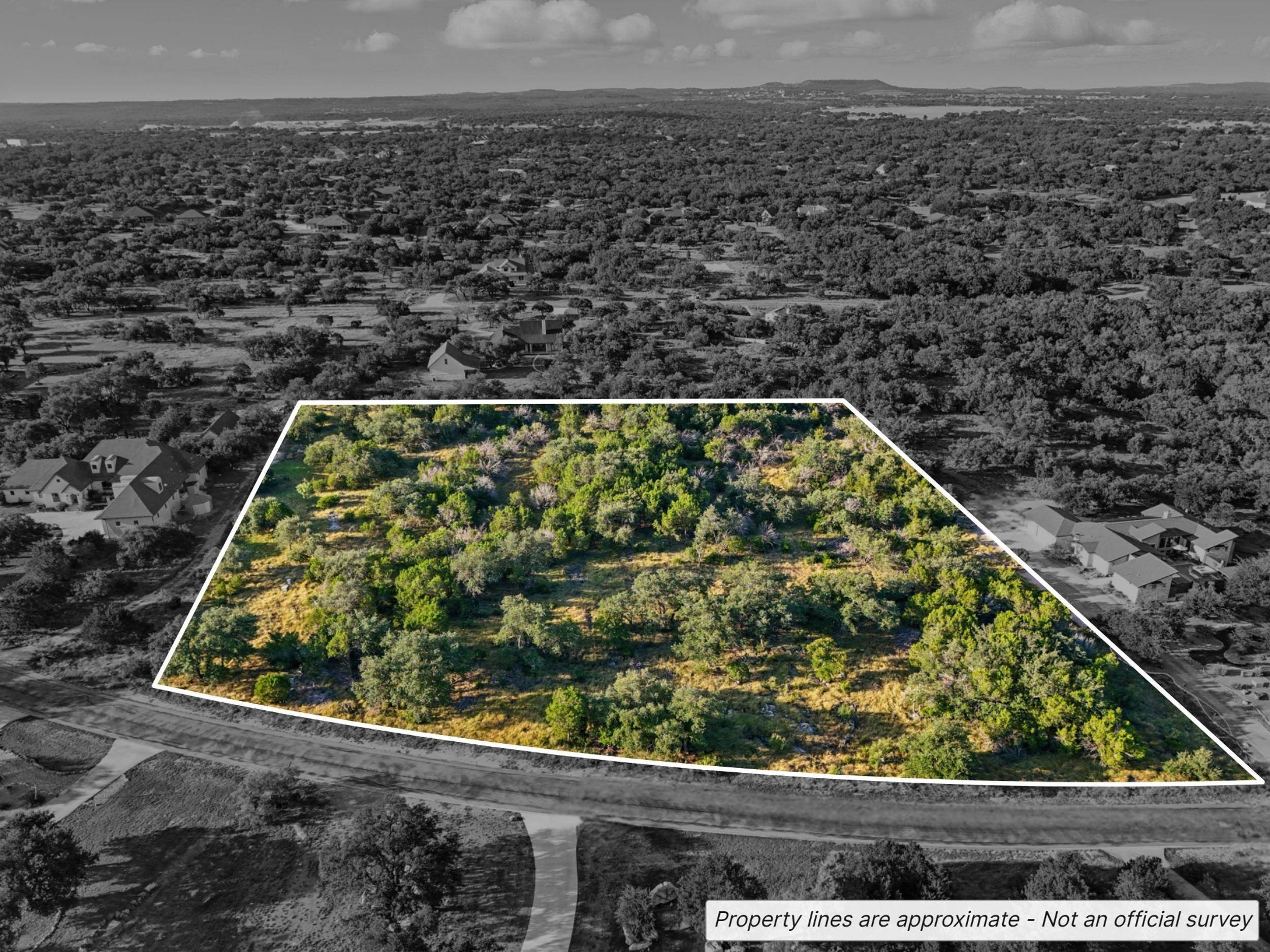 Spicewood Land in Gated Community