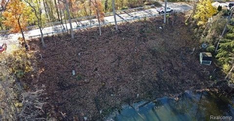 Vacant Land, Lake Orion Vlg, MI