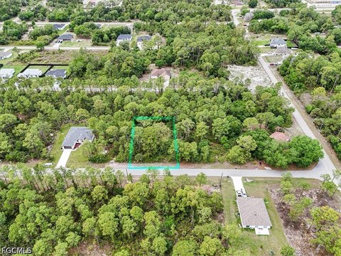 Residential Lot in Alva, FL