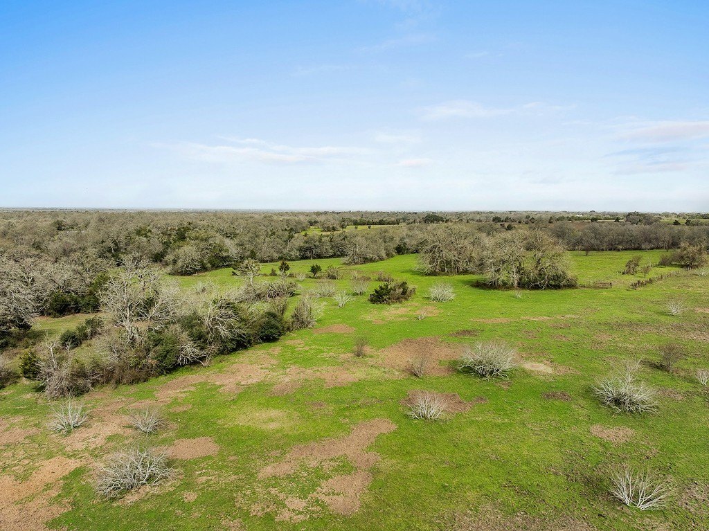 21 Acres of Versatile Land