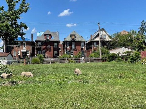 Land, St Louis, MO