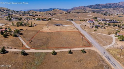 LAND - Tehachapi, CA