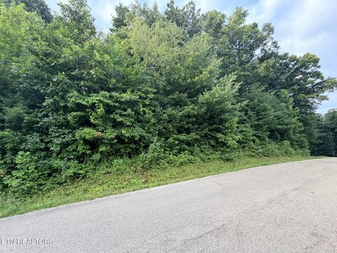 Residential Land in Whispering Pines
