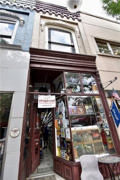 Retail Building on Market Street