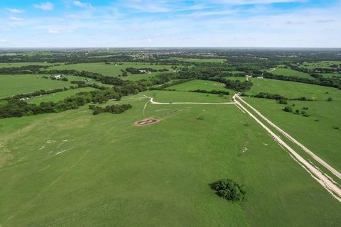 41 Acres in Maypearl ISD