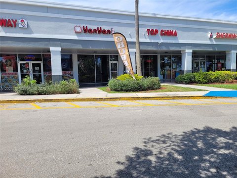 Hollywood Retail Sublease Opportunity