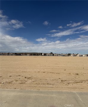 Land, Helendale, CA