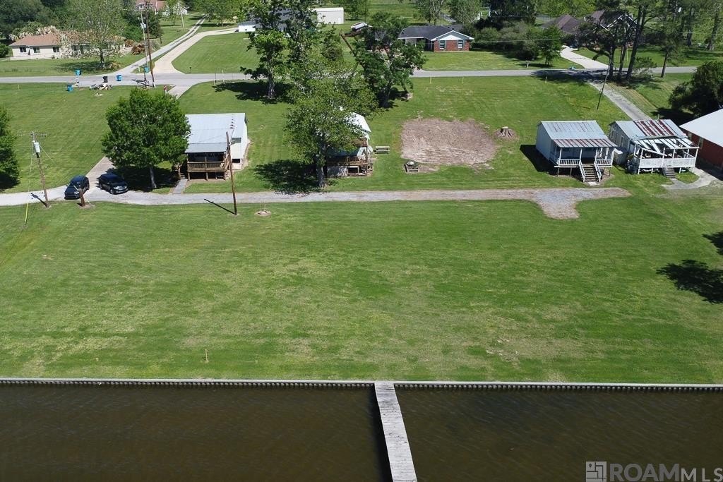 Waterfront Land on False River
