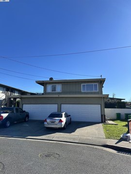 Hayward Fourplex: Investment Opportunity