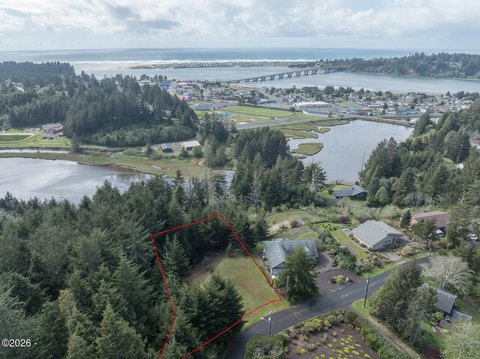 Land, Waldport, OR