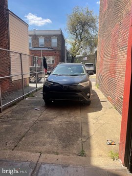 Adaptable Philadelphia Commercial Space Available