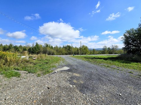 Van Buren Land with Barn