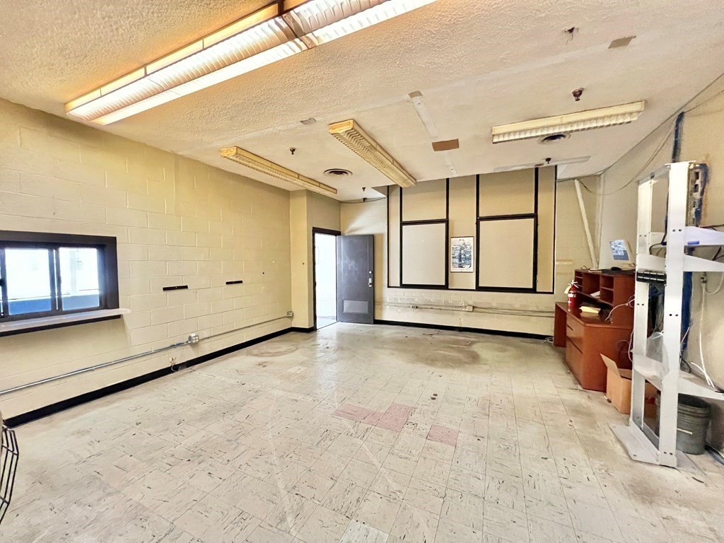 Picture 19