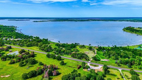 Corsicana Land with Lake Views