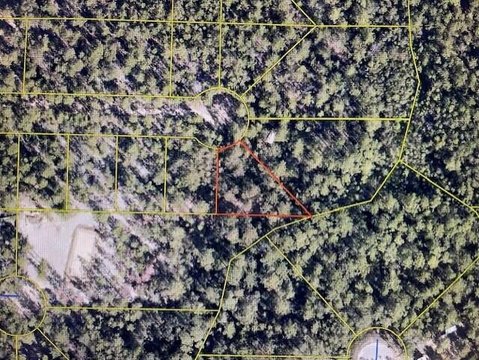 Residential Land in DeFuniak Springs