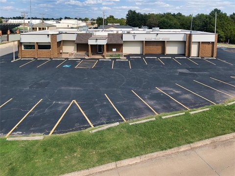 Freestanding Office Building on Highway
