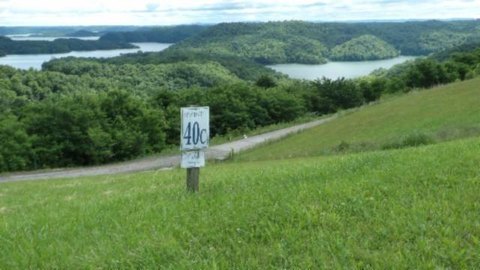 LAND - Hilham, TN