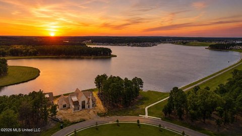 Land, Madison, MS