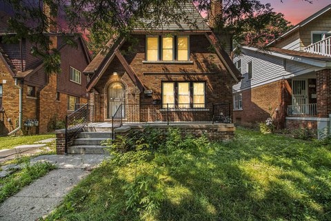 Updated Duplex in Detroit