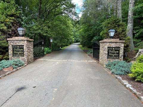 Land with River Access