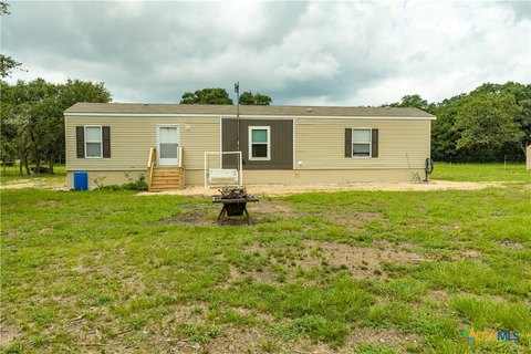 LAND - Hallettsville, TX