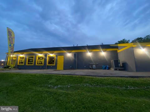 Retail Property in Baltimore, MD