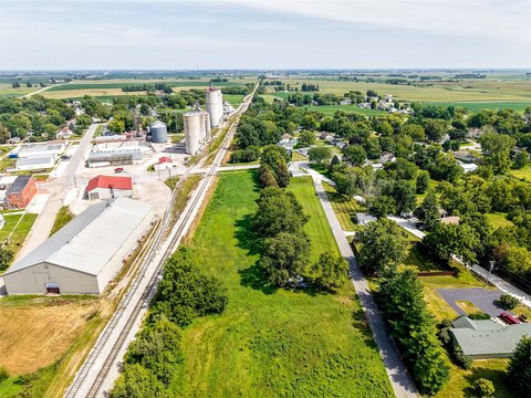 Land, Dexter, IA