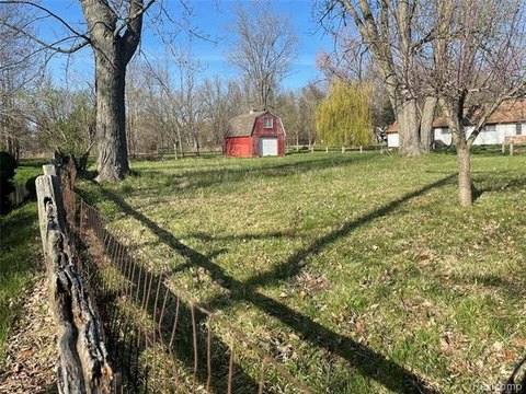 LAND - Genoa Twp, MI