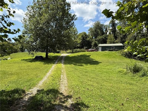 Land, Leon, WV